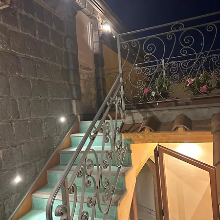 Bed & Breakfast Maison Angela SantʼAgata sui Due Golfi