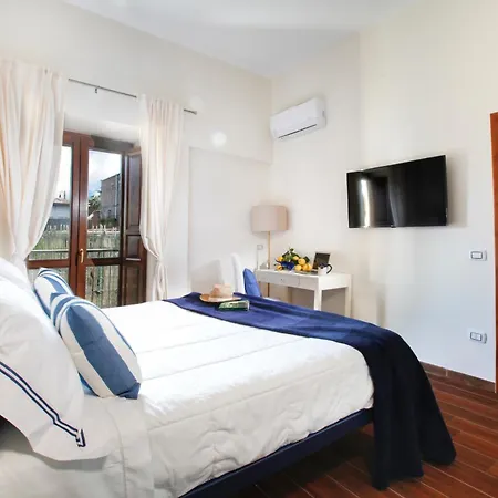 Maison Angela 4*