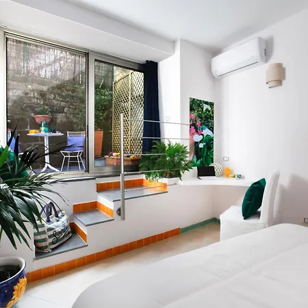 Bed & Breakfast Maison Angela SantʼAgata sui Due Golfi