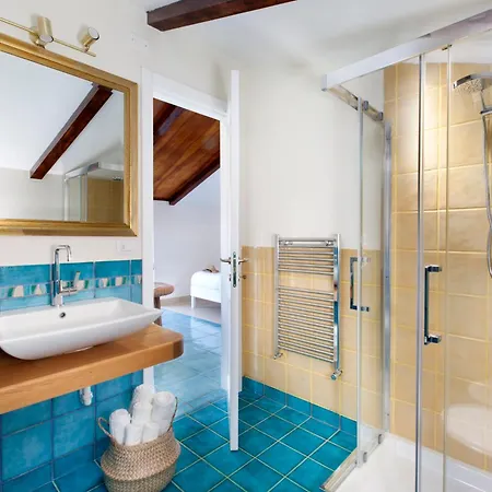 Maison Angela 4* SantʼAgata sui Due Golfi