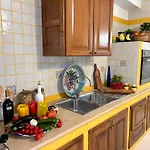 Panzió Maison Angela SantʼAgata sui Due Golfi
